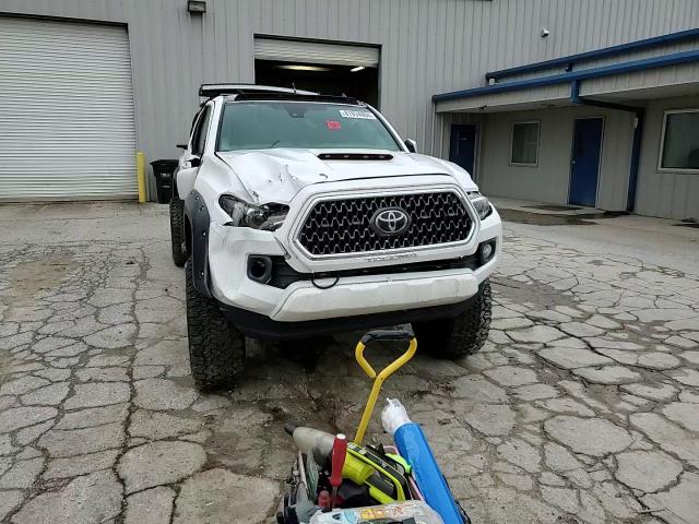 2019 Toyota Tacoma - Image 11