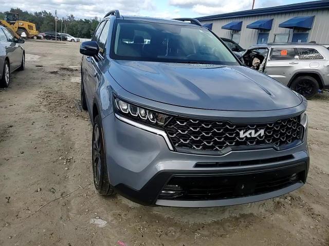 2023 Kia Sorento - Image 14