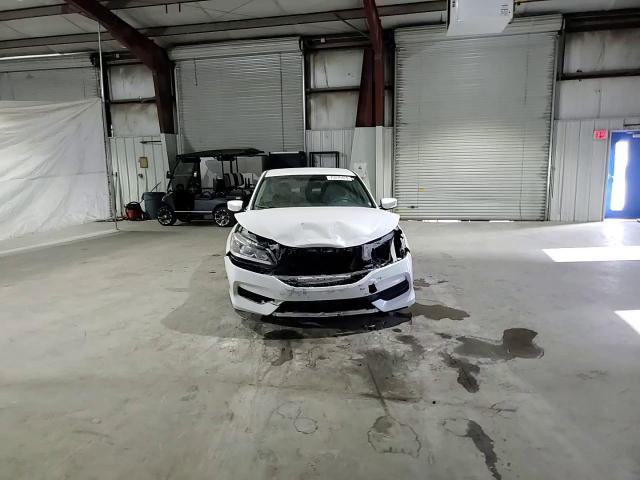 2017 Honda Accord - Image 14