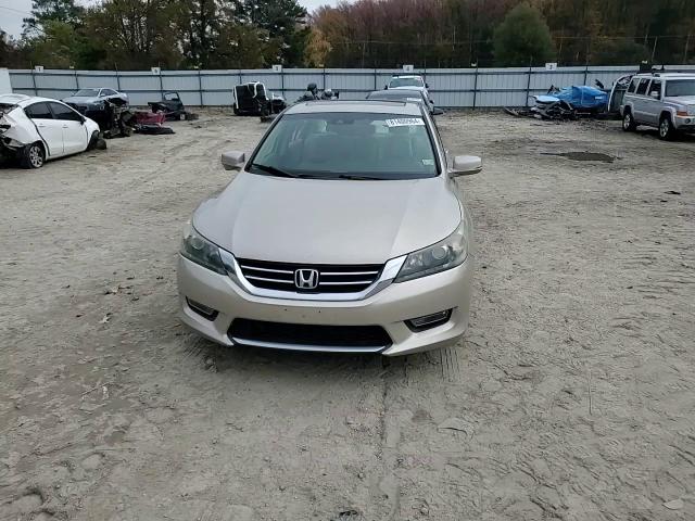 2013 Honda Accord - Image 10