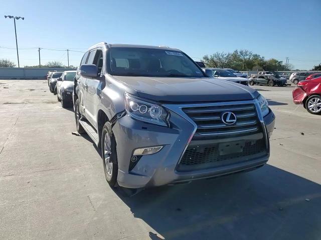 2016 Lexus GX - Image 11