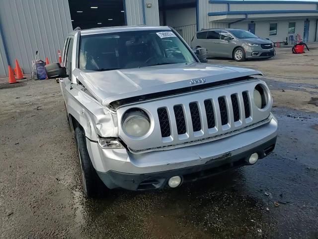 2014 Jeep Liberty (Patriot) - Image 14