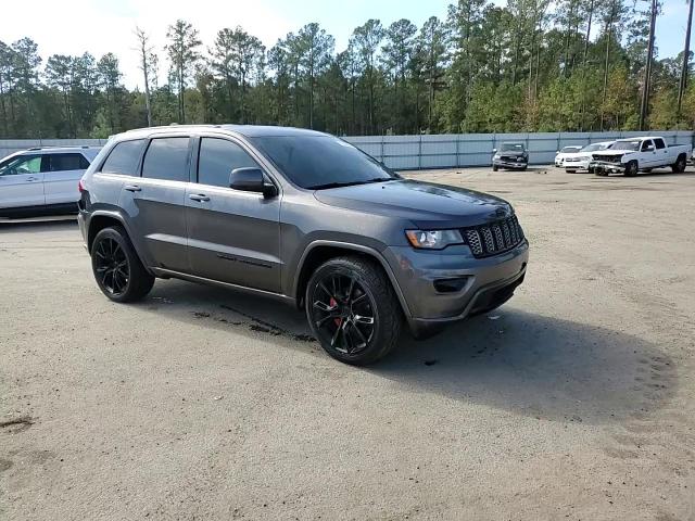 2017 Jeep Grand Cherokee Laredo VIN: 1C4RJEAG4HC868641 Lot: 77846554