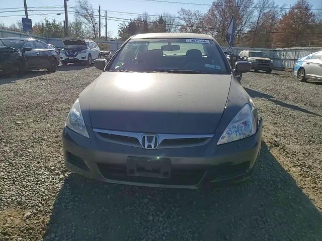 2007 Honda Accord - Image 10