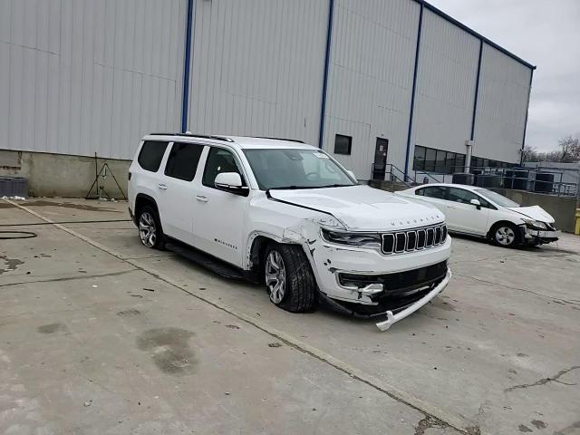 2022 Jeep Grand Wagoneer - Image 14