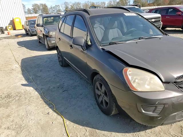 2007 Kia Rondo Lx VIN: KNAFG526677101823 Lot: 82329854