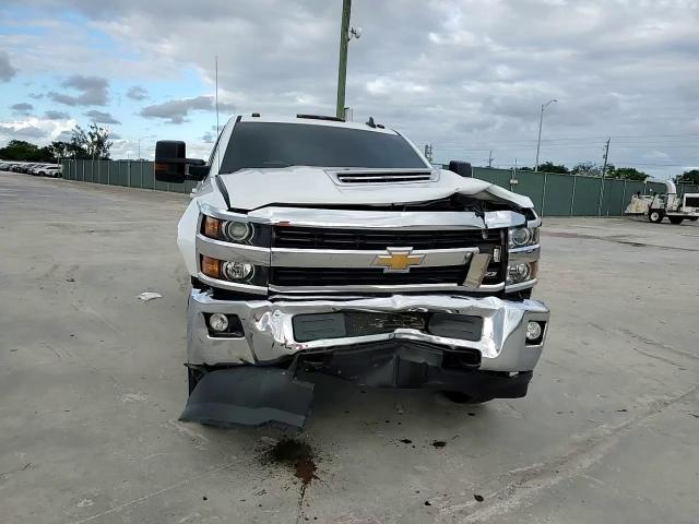 2017 Chevrolet Silverado - Image 11