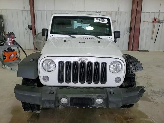 2015 Jeep Wrangler - Image 15