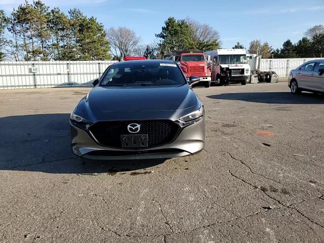 2019 Mazda 3 Preferred VIN: JM1BPBMM8K1133793 Lot: 81000334