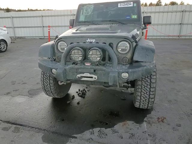 2015 Jeep Wrangler - Image 12