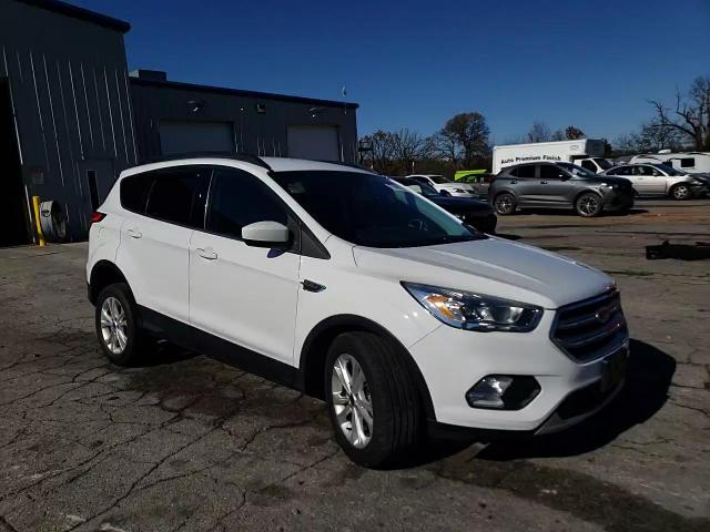 2017 Ford Escape - Image 15