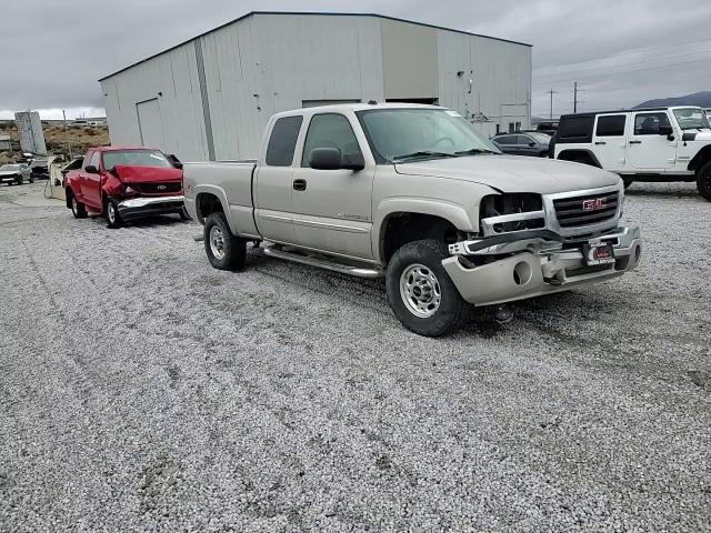 2005 GMC Sierra - Image 10