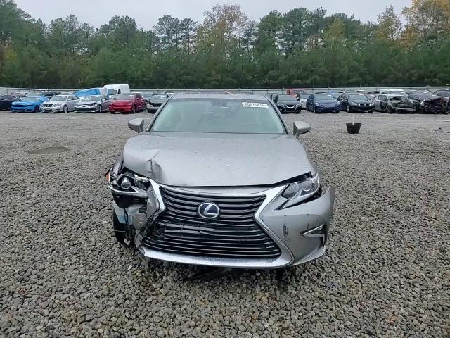 2016 Lexus ES - Image 11
