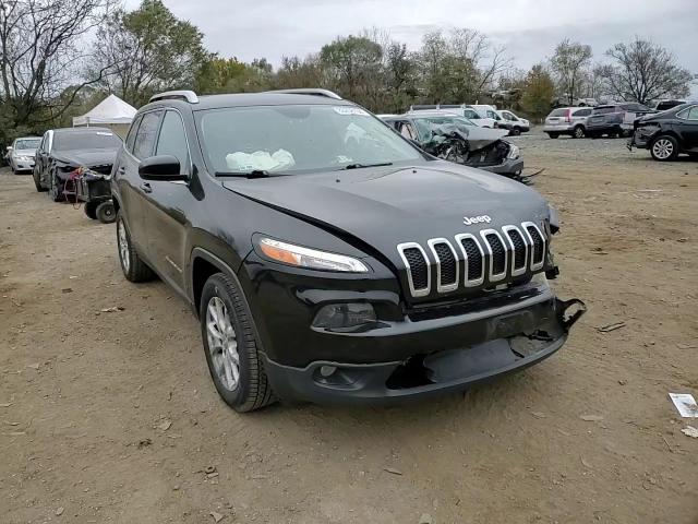 2018 Jeep Cherokee Latitude Plus VIN: 1C4PJLLB7JD595112 Lot: 80258164