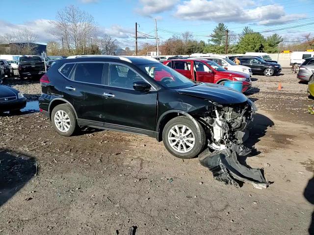 2018 Nissan Rogue - Image 12