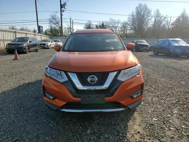 2019 Nissan Rogue - Image 12