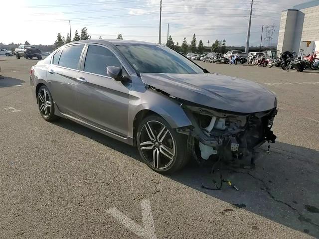 2017 Honda Accord - Image 11