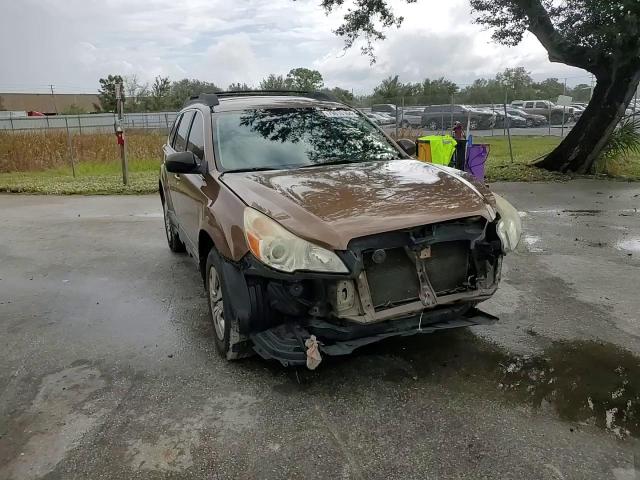 2011 Subaru Outback - Image 12