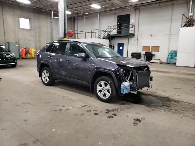 2019 Toyota RAV 4 - Image 11