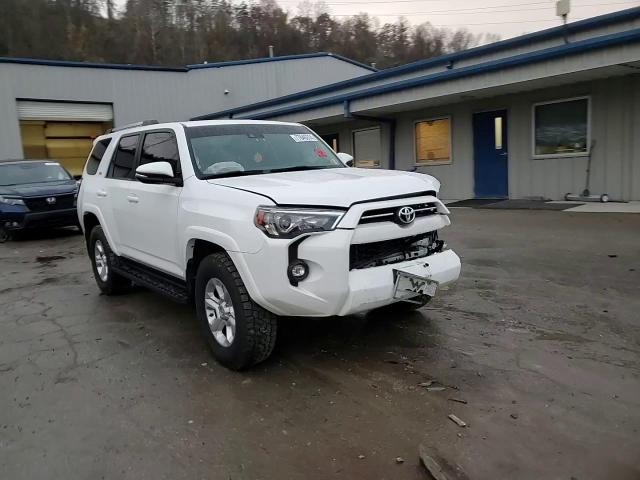 2021 Toyota 4Runner Sr5/Sr5 Premium VIN: JTENU5JR4M5869886 Lot: 77846314