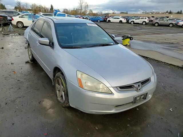 2004 Honda Accord - Image 10