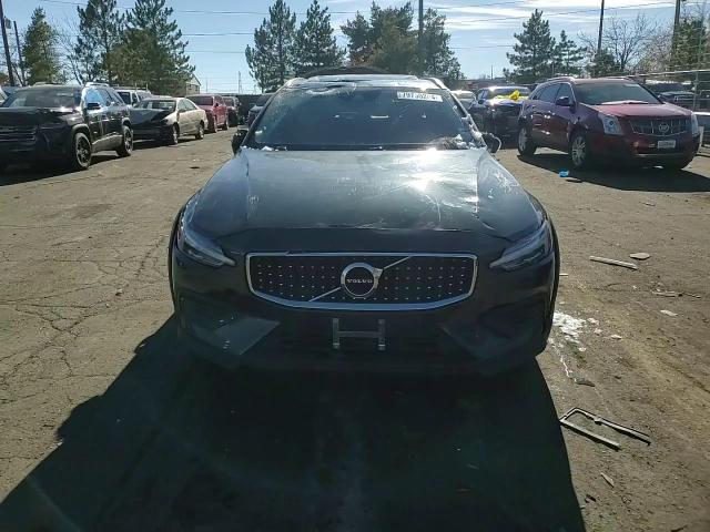 2020 Volvo V60 Cross Country T5 Momentum VIN: YV4102WK1L1037868 Lot: 79750204