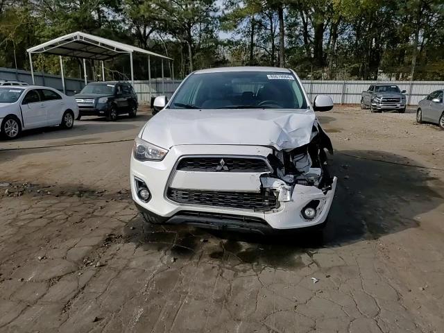 2015 Mitsubishi Outlander - Image 14