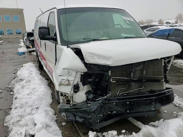 2016 GMC Savana - Image 14
