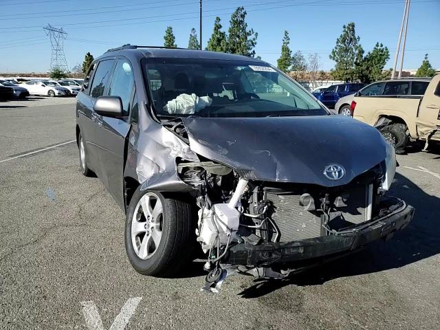 2015 Toyota Sienna Le VIN: 5TDKK3DC5FS579808 Lot: 78952254