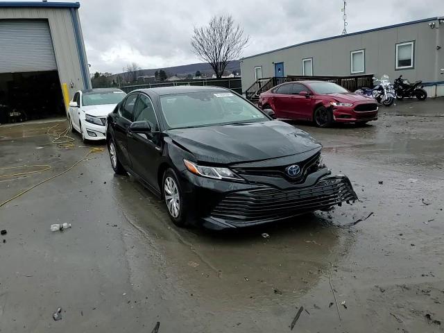 2020 Toyota Camry - Image 13