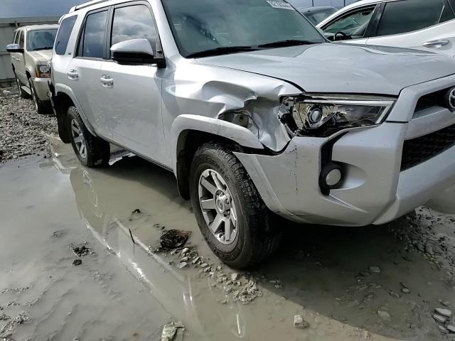 2016 Toyota 4Runner - Image 11