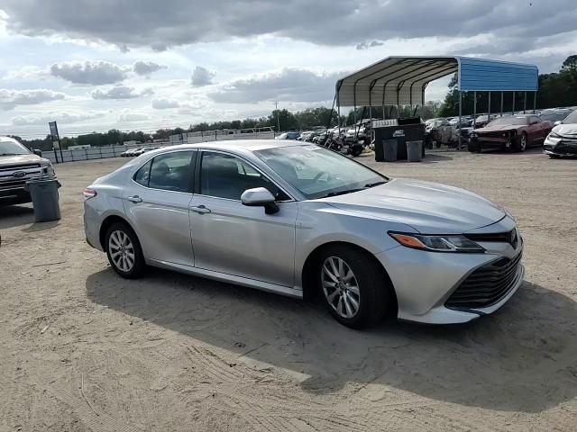 2018 Toyota Camry - Image 11