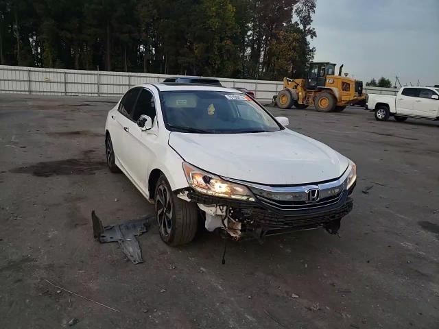 2016 Honda Accord - Image 11