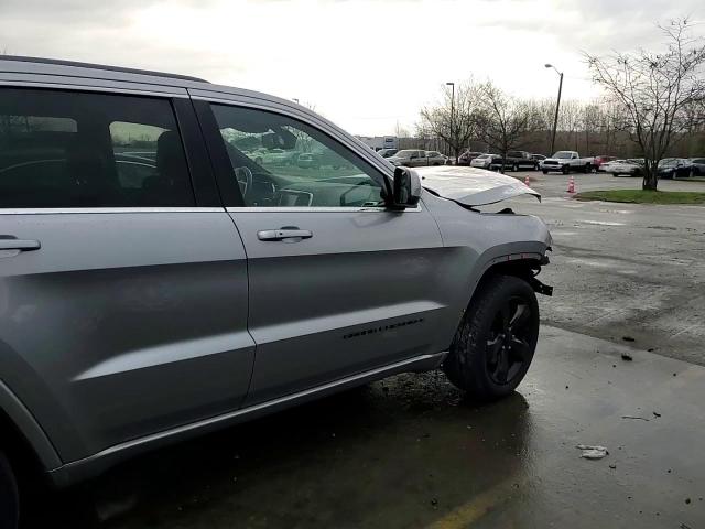 2015 Jeep Grand Cherokee - Image 12