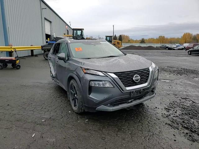 2021 Nissan Rogue - Image 11
