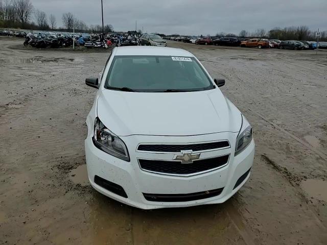 2013 Chevrolet Malibu Ls VIN: 1G11B5SA6DF150241 Lot: 81977474