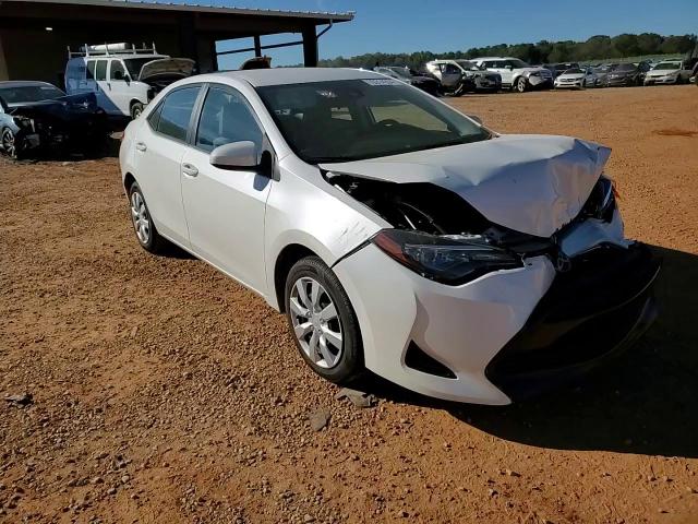 2018 Toyota Corolla - Image 11