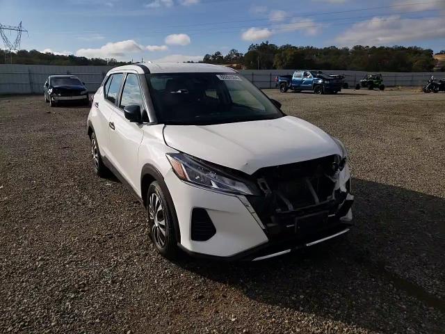 2021 Nissan Kicks - Image 11
