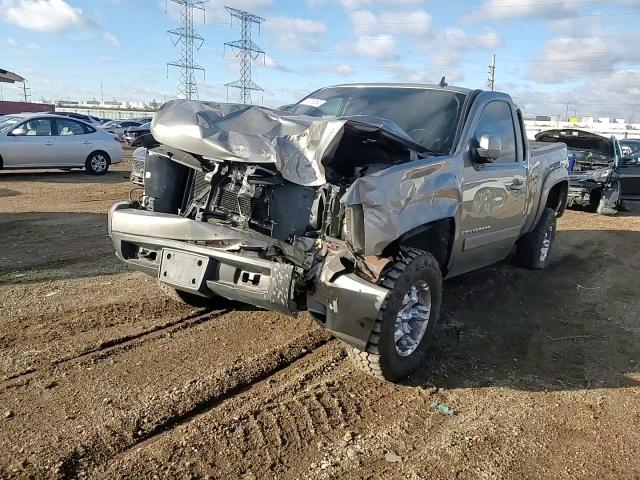 2007 Chevrolet Silverado - Image 10