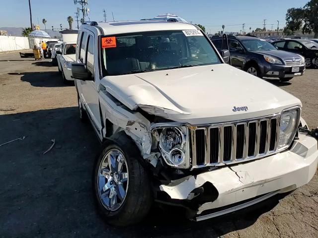 2008 Jeep Liberty (North America) - Image 12