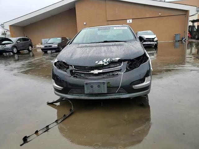 2014 Chevrolet Volt - Image 11