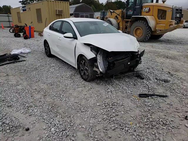 2020 Kia Forte - Image 15