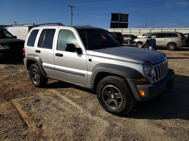 2005 Jeep Liberty Sport VIN: 1J4GL48K85W569079 Lot: 78995414