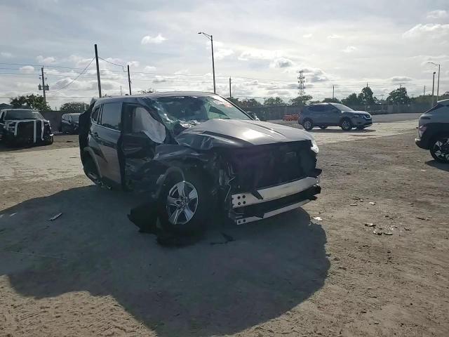 2021 Toyota Highlander - Image 11