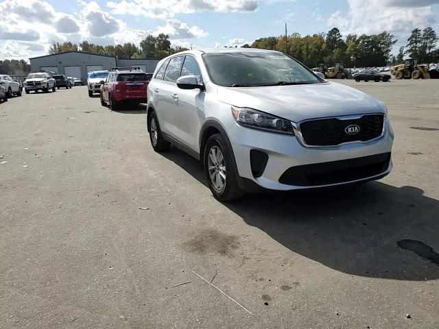 2019 Kia Sorento - Image 12