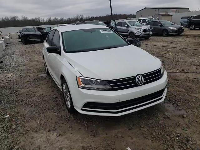 2015 Volkswagen Jetta - Image 13