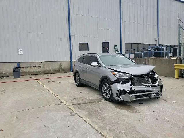 2017 Hyundai Santa Fe - Image 14