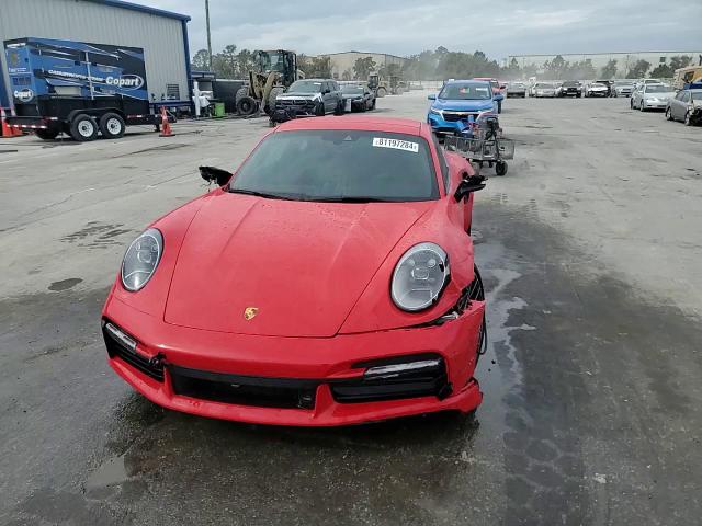 2024 Porsche 911 - Image 13