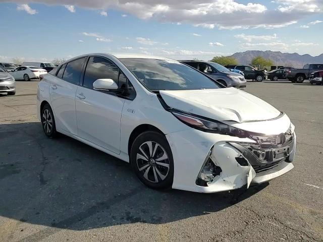 2017 Toyota Prius Prime VIN: JTDKARFP8H3067227 Lot: 80780864