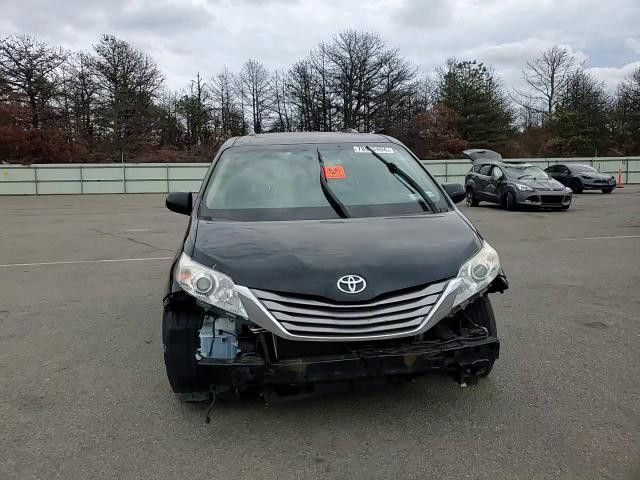 2017 Toyota Sienna Xle VIN: 5TDYZ3DC8HS888892 Lot: 78535494